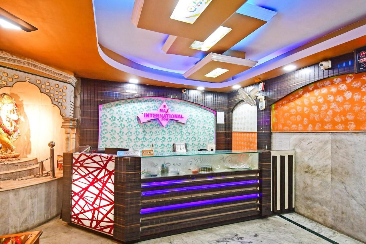 Oyo 85829 Max International Hotel Calcutta Exterior foto