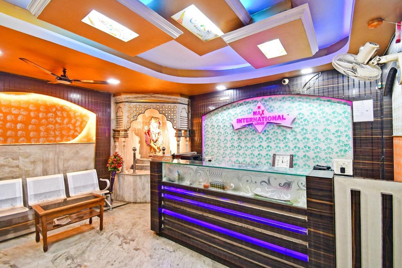 Oyo 85829 Max International Hotel Calcutta Exterior foto